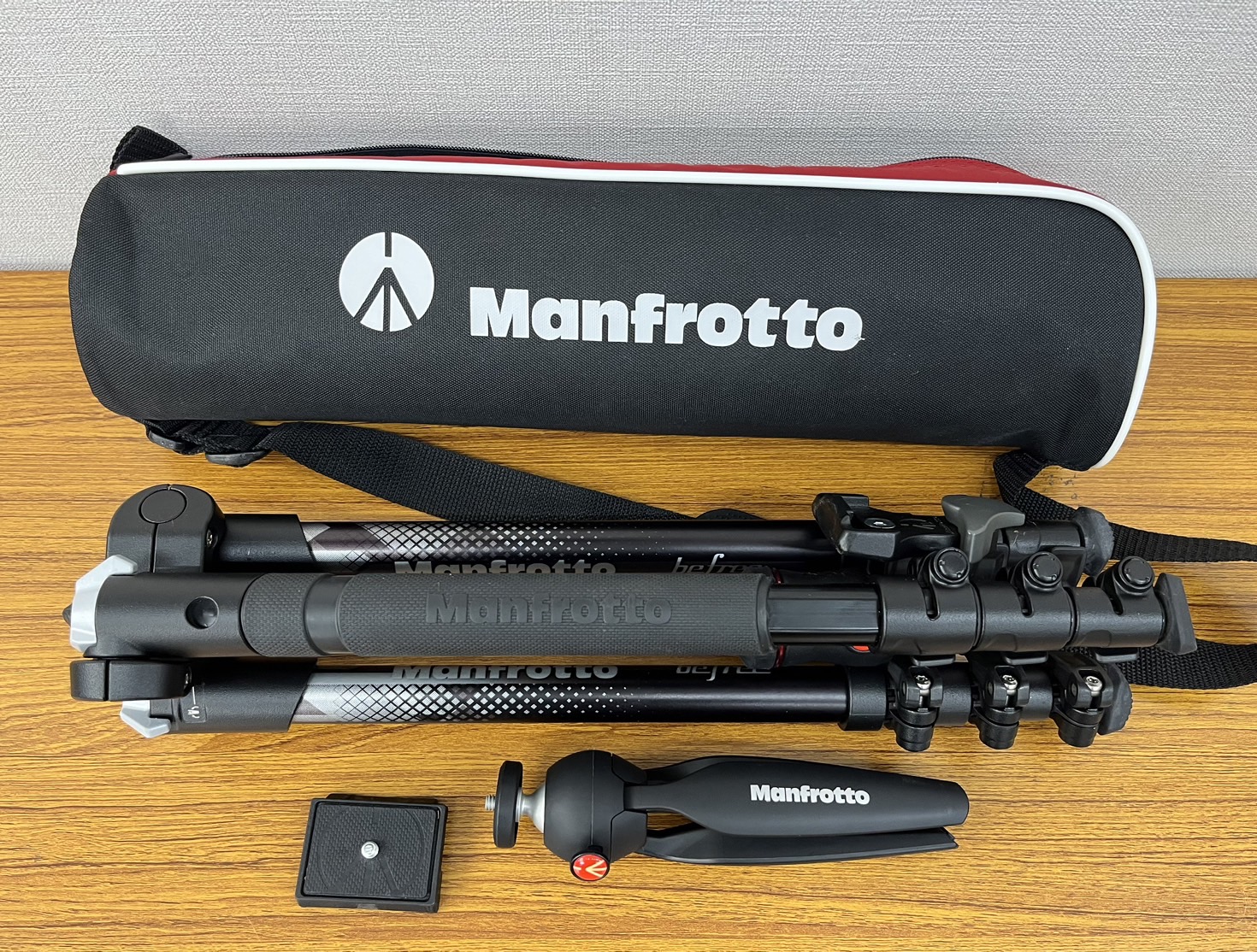 Manfrotto 三脚